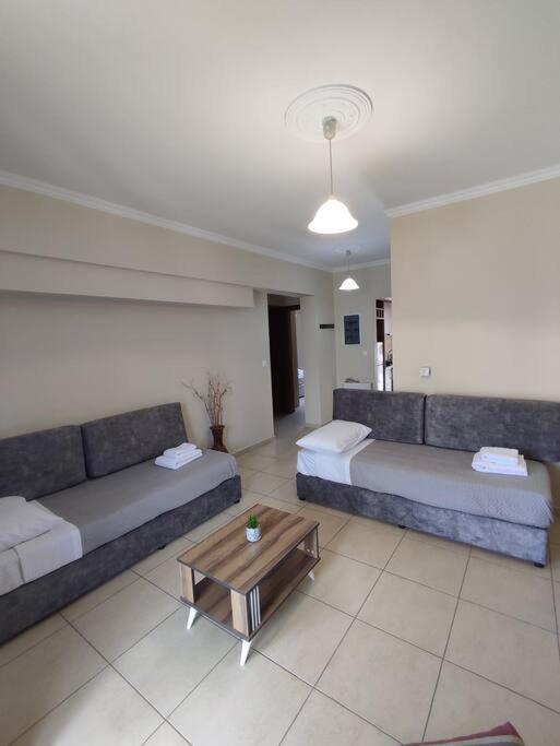 Konomi Residence-Marilena Apartment Karavados ภายนอก รูปภาพ
